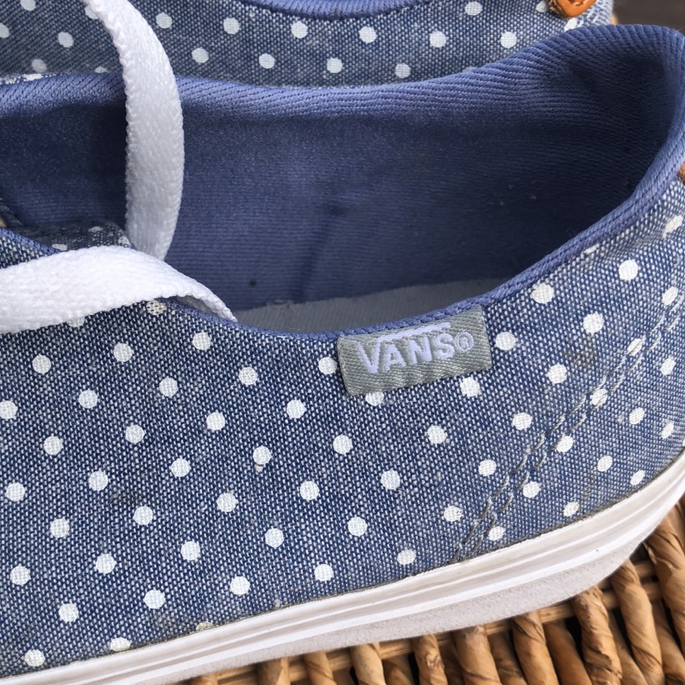 Vans Polkadots Shoes! - Picture 4 of 12